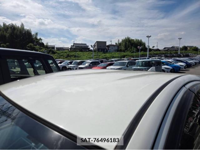 Toyota AQUA 2017-10 8873080-13