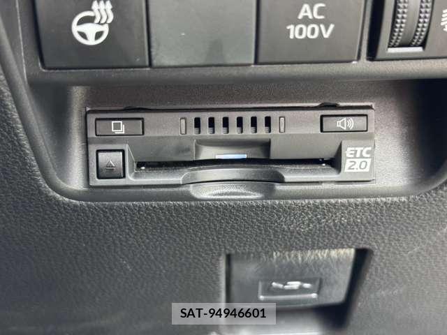 Toyota AQUA 2023-02 8873129-11