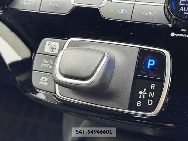 Toyota AQUA 2023-02 8873129-12