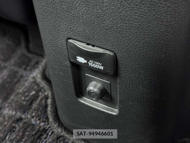 Toyota AQUA 2023-02 8873129-13