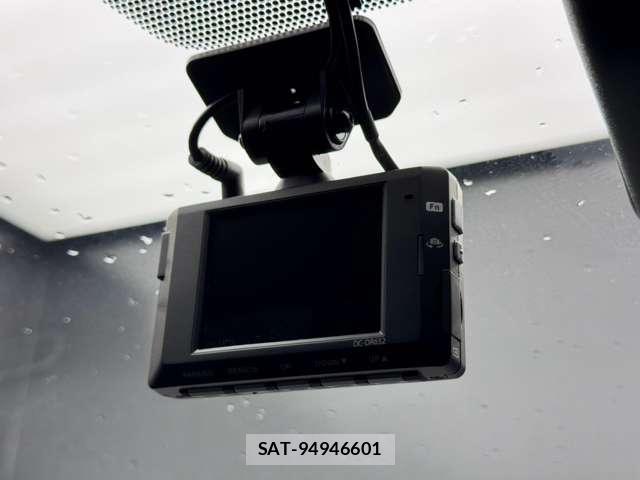 Toyota AQUA 2023-02 8873129-5
