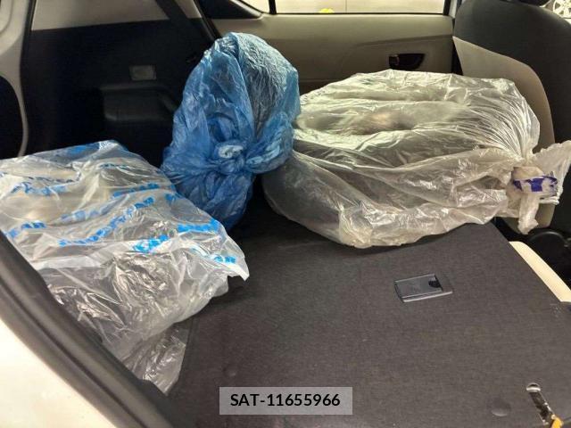 Toyota AQUA 2012-03 8873137-3