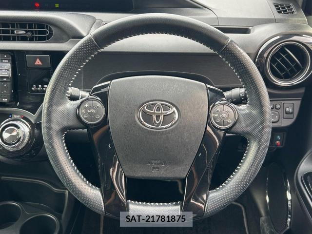 Toyota AQUA 2014-11 8873214-10