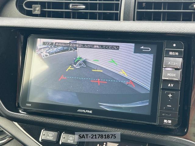 Toyota AQUA 2014-11 8873214-3