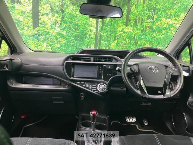 Toyota AQUA 2016-03 8873253-1