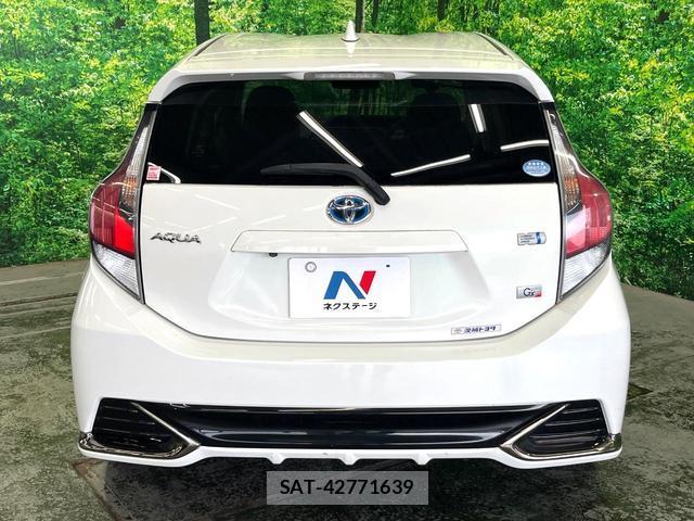 Toyota AQUA 2016-03 8873253-14