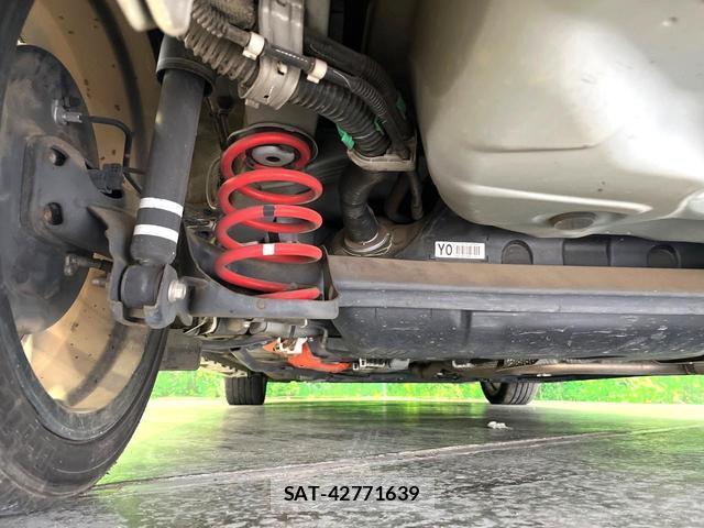 Toyota AQUA 2016-03 8873253-19