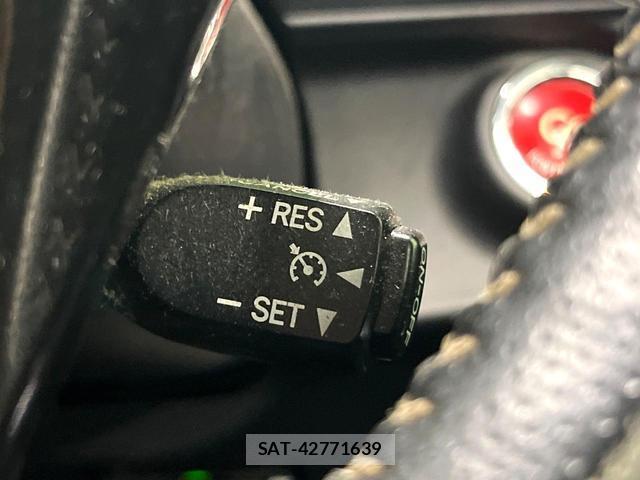 Toyota AQUA 2016-03 8873253-6