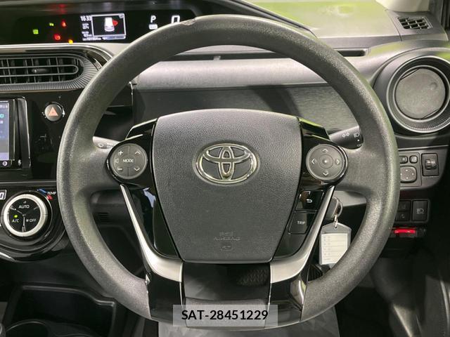 Toyota AQUA 2018-11 8873286-10