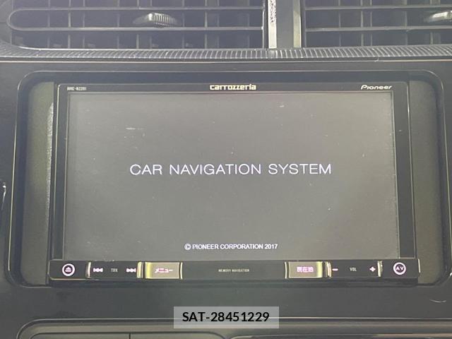 Toyota AQUA 2018-11 8873286-2