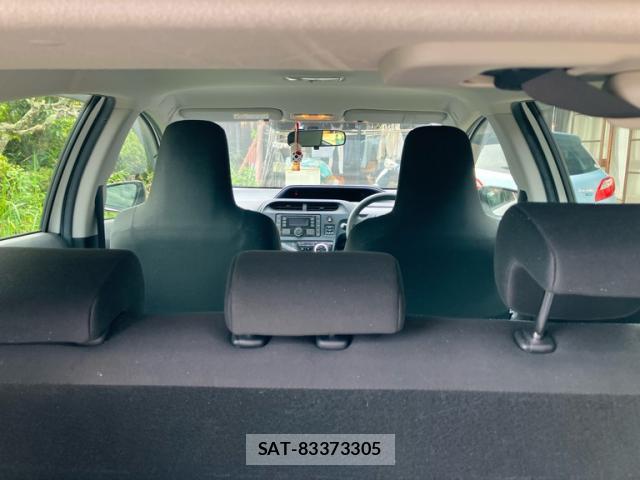 Toyota AQUA 2018-03 8873313-9
