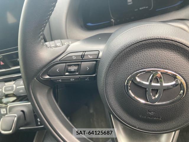 Toyota AQUA 2021-12 8873397-7