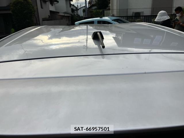 Toyota AQUA 2012-03 8873538-3