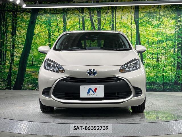 Toyota AQUA 2023-03 8873740-13