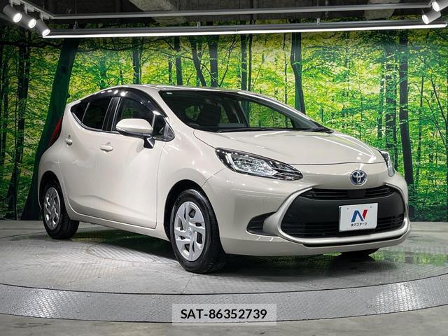 Toyota AQUA 2023-03 8873740-15