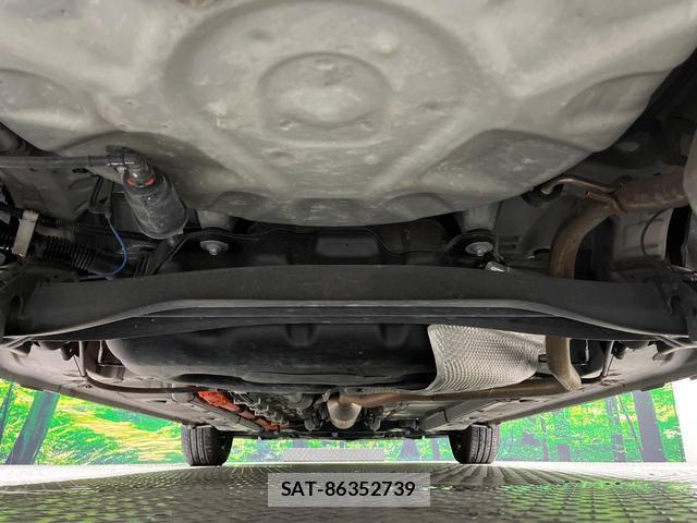 Toyota AQUA 2023-03 8873740-18