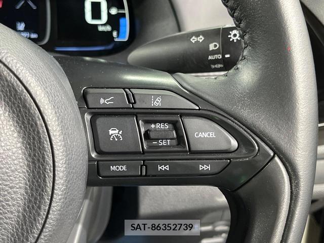 Toyota AQUA 2023-03 8873740-5