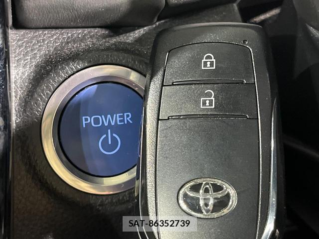 Toyota AQUA 2023-03 8873740-6
