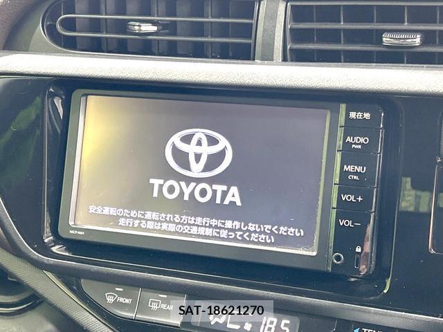 Toyota AQUA 2015-11 8873794-1