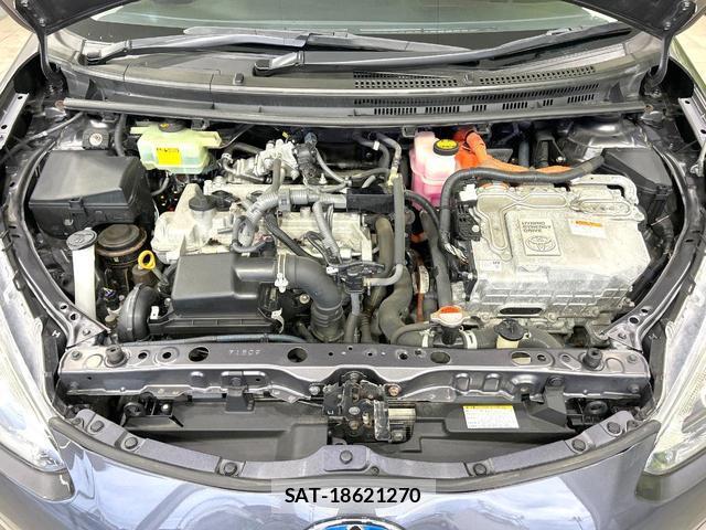 Toyota AQUA 2015-11 8873794-17