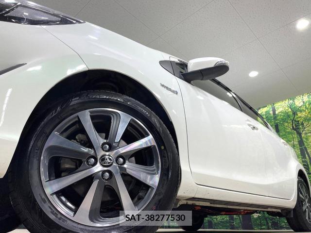 Toyota AQUA 2017-07 8873865-12