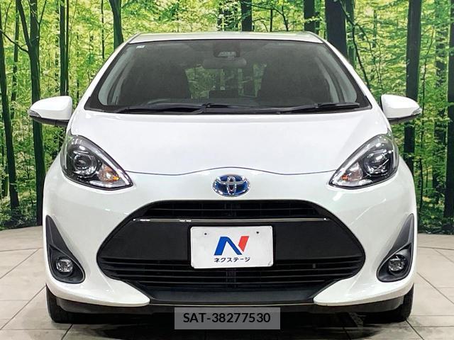 Toyota AQUA 2017-07 8873865-13