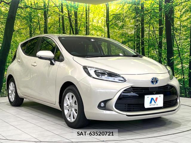 Toyota AQUA 2021-08 8873952-15