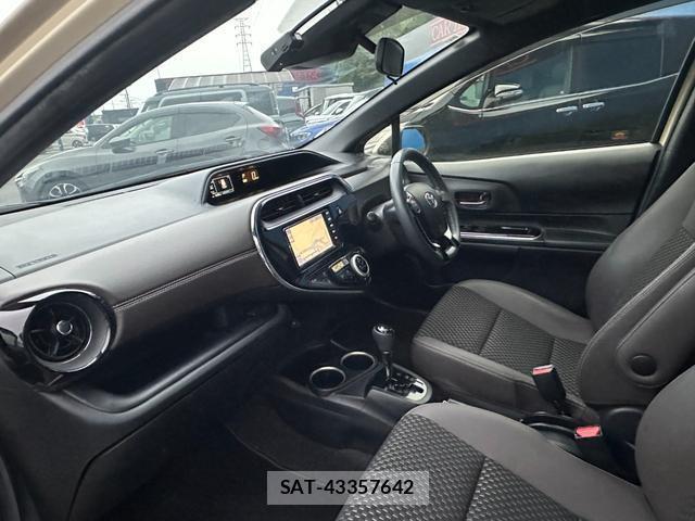 Toyota AQUA 2020-03 8873962-19