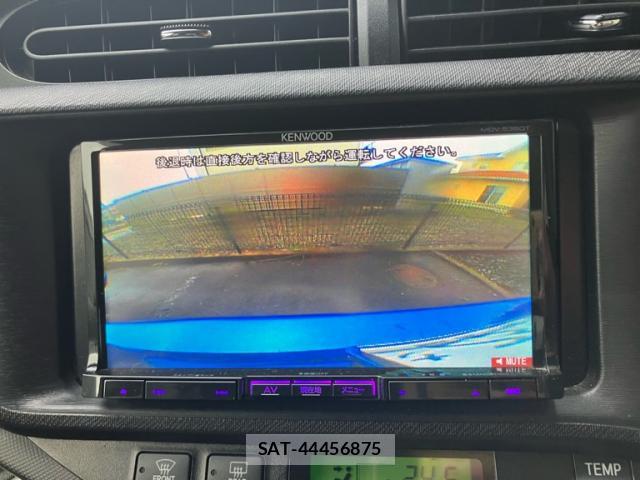 Toyota AQUA 2014-01 8874003-14