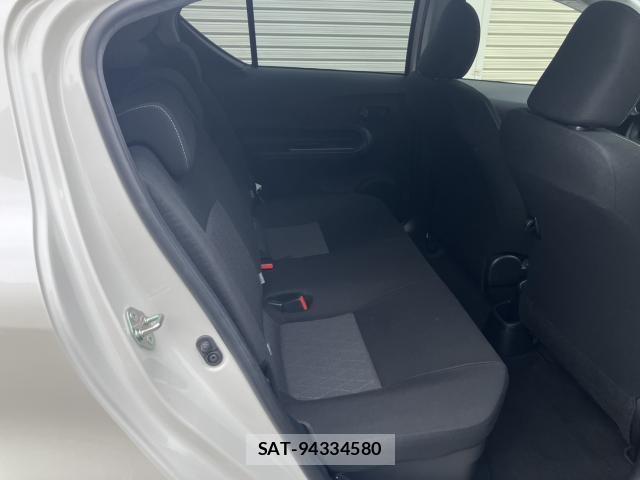 Toyota AQUA 2019-09 8874062-4