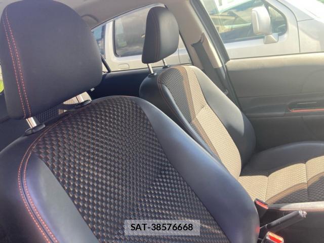 Toyota AQUA 2016-01 8874187-16