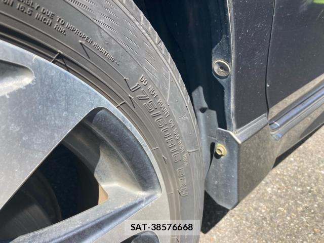 Toyota AQUA 2016-01 8874187-8