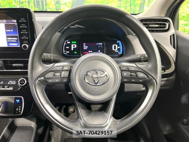Toyota AQUA 2023-08 8874263-10