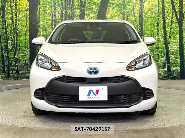 Toyota AQUA 2023-08 8874263-13