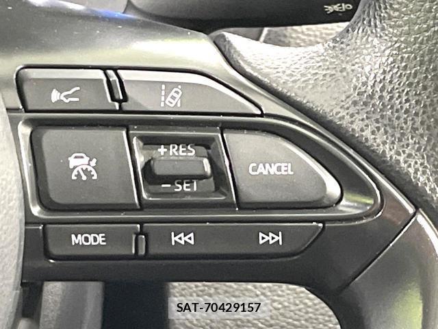 Toyota AQUA 2023-08 8874263-4