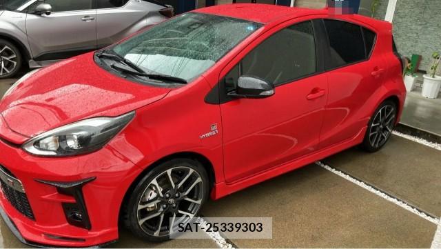 Toyota AQUA 2019-05 8874383-10