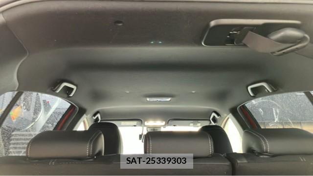 Toyota AQUA 2019-05 8874383-15