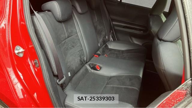 Toyota AQUA 2019-05 8874383-6