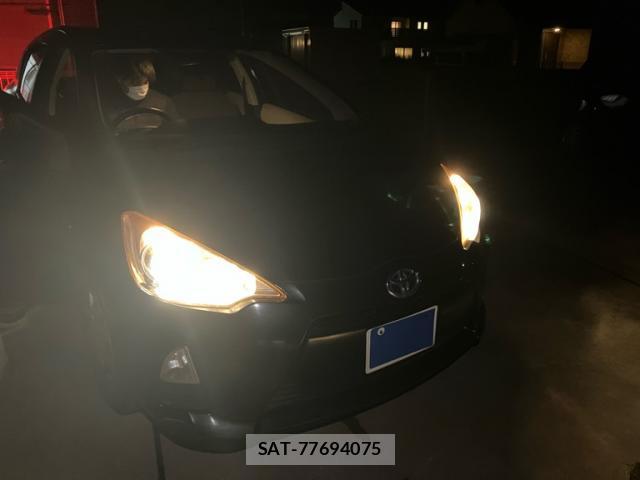 Toyota AQUA 2014-02 8874686-0