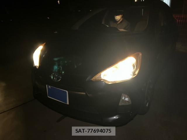 Toyota AQUA 2014-02 8874686-1