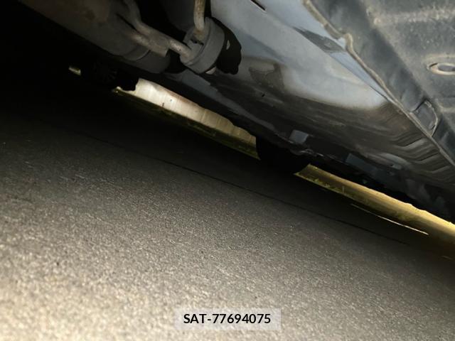 Toyota AQUA 2014-02 8874686-13