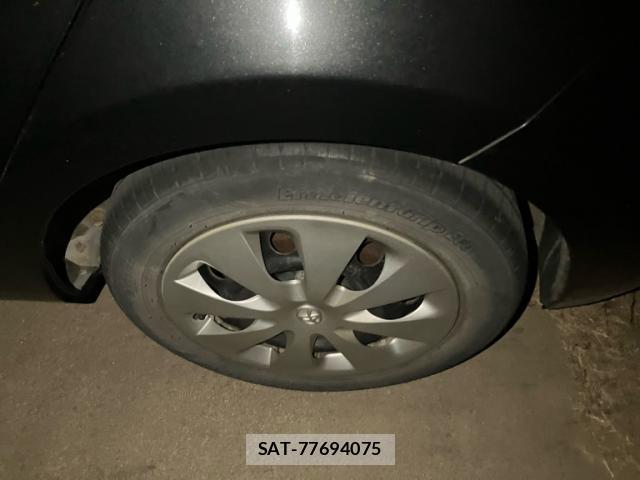 Toyota AQUA 2014-02 8874686-6