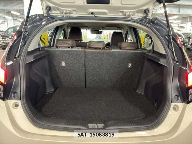 Toyota AQUA 2024-08 8874898-6