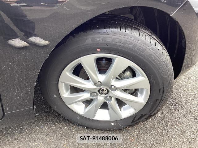 Toyota AQUA 2025-04 8874968-19