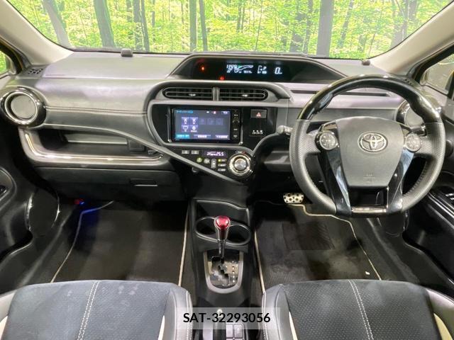 Toyota AQUA 2015-10 8875060-1