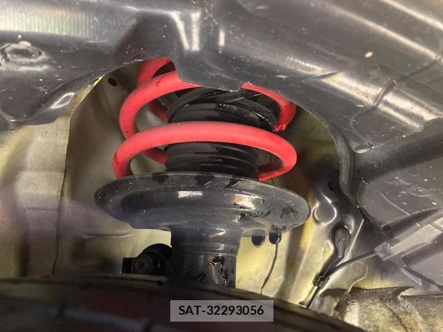 Toyota AQUA 2015-10 8875060-19