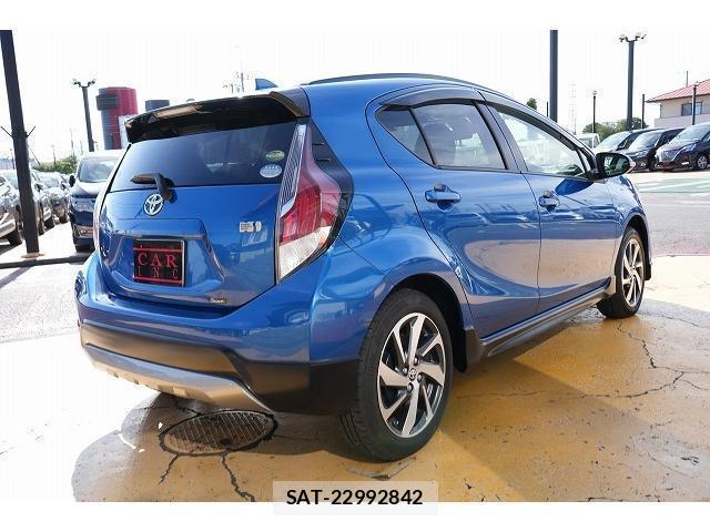 Toyota AQUA 2016-10 8875355-1