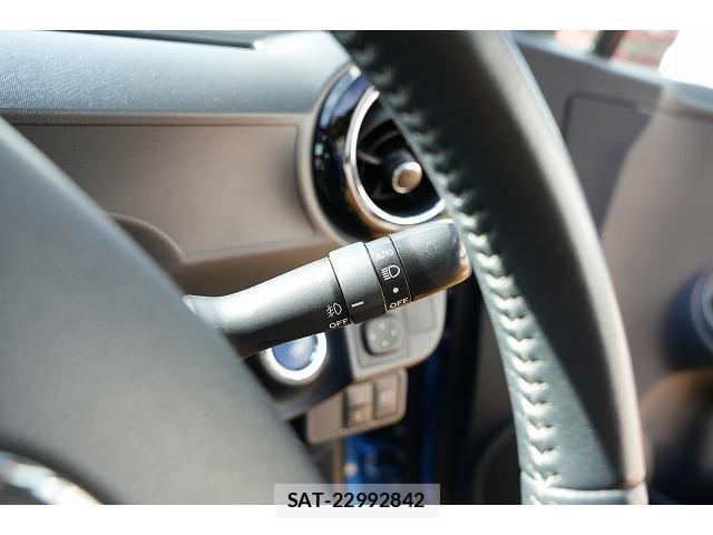Toyota AQUA 2016-10 8875355-18