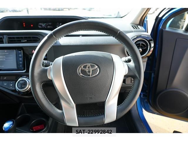 Toyota AQUA 2016-10 8875355-4