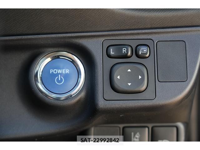 Toyota AQUA 2016-10 8875355-8